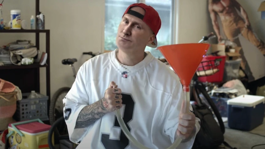 На фото: Фред Дерст з Limp Bizkit в образі Володимира Путіна