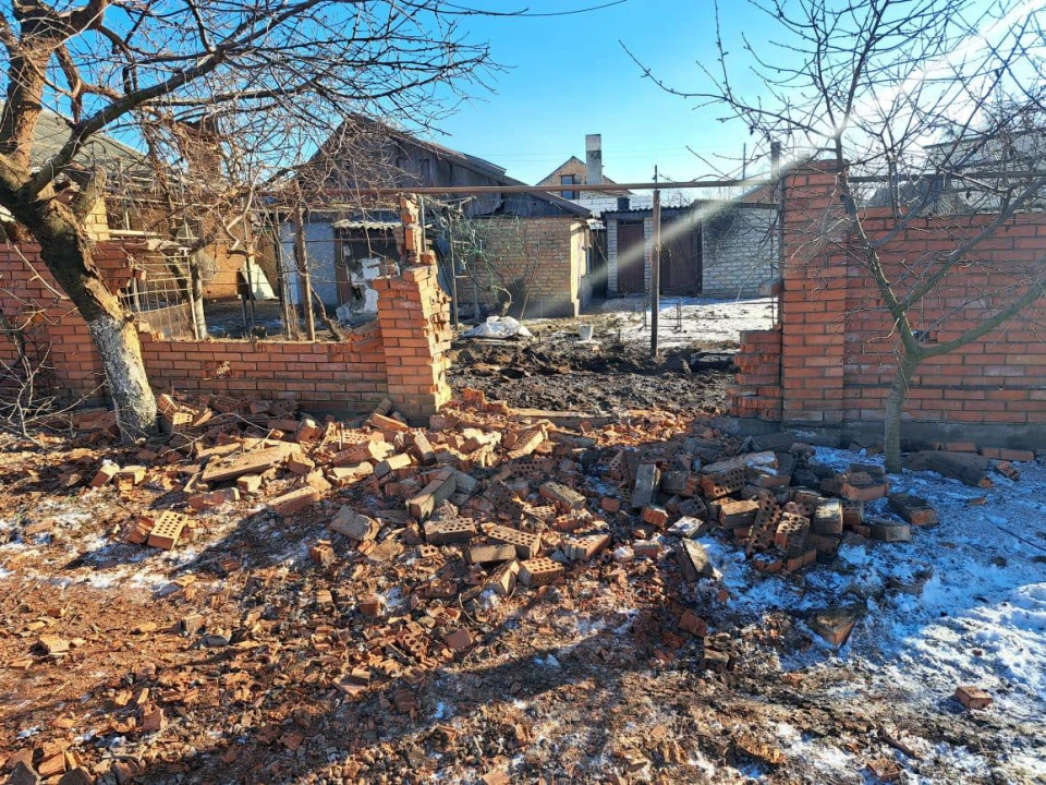 на фото наслідки обстрілу Марганця
