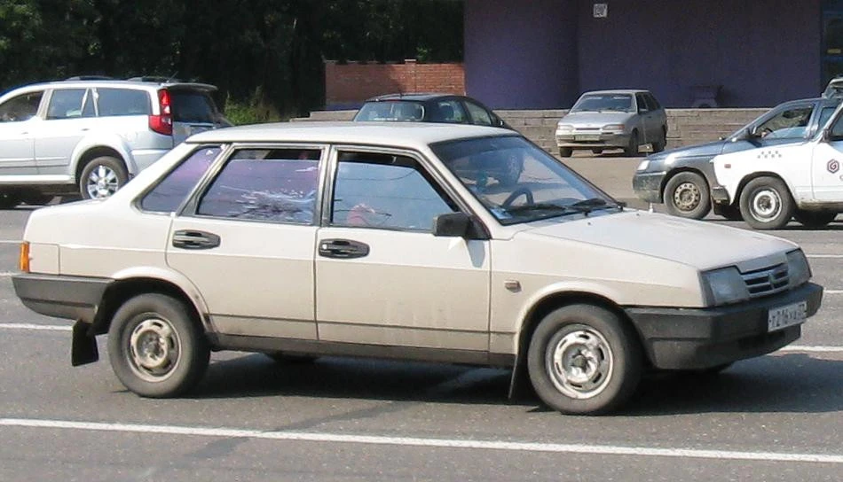 ВАЗ-21099