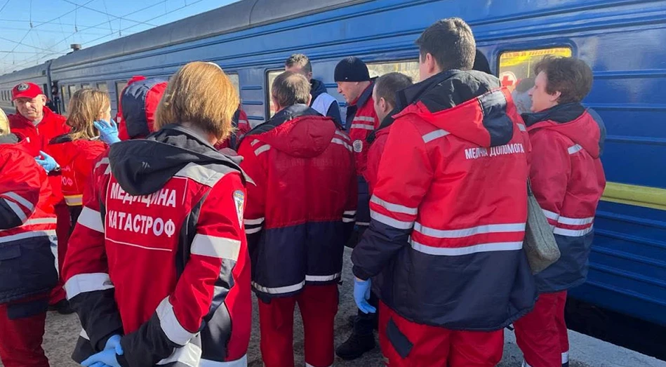 евакуйовані з Дніпропетровської та Луганської областей