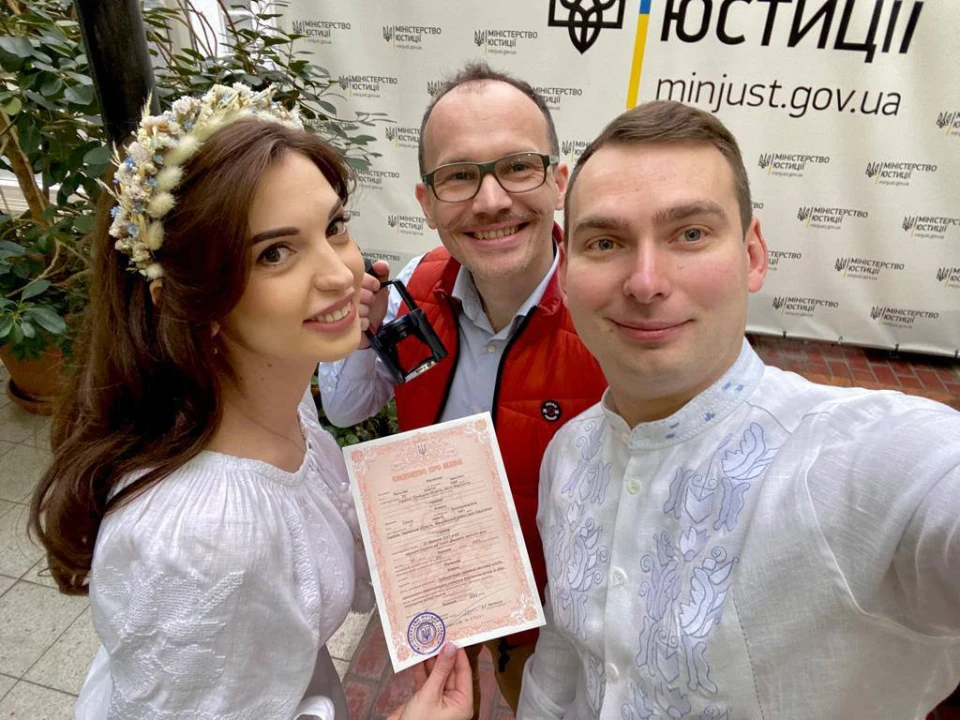На фото: Нардепи Железняк та Коваль одружилися