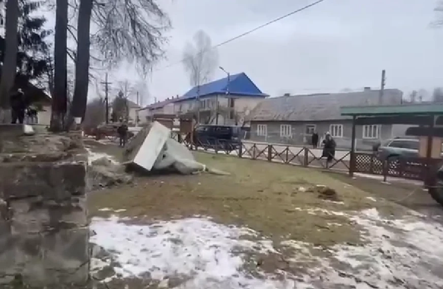 знесений пам'ятник у Борині