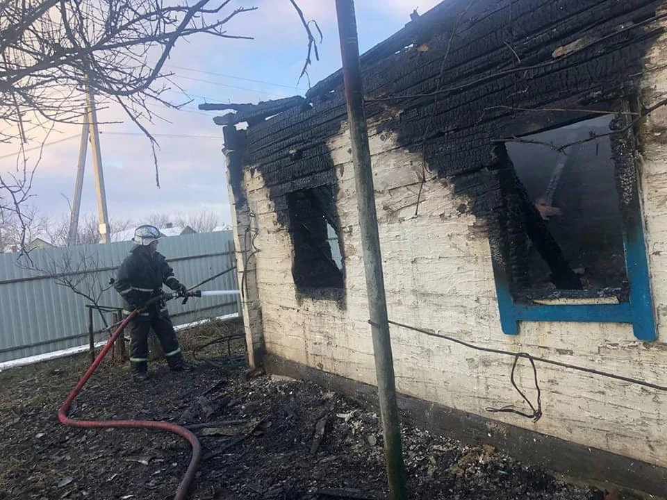 У згорілому будинку знайшли мертвого чоловіка