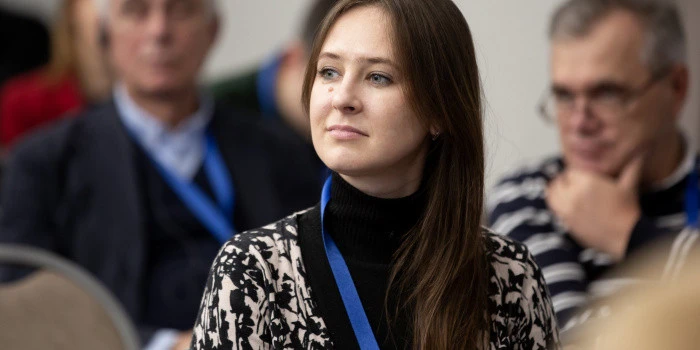 Олена Мудра