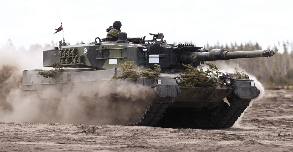 танк Leopard 2A6