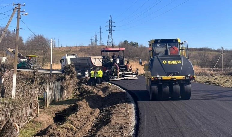 ремонт доріг Львівщини