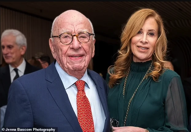 На фото: Руперт Мердок та Енн Леслі Сміт