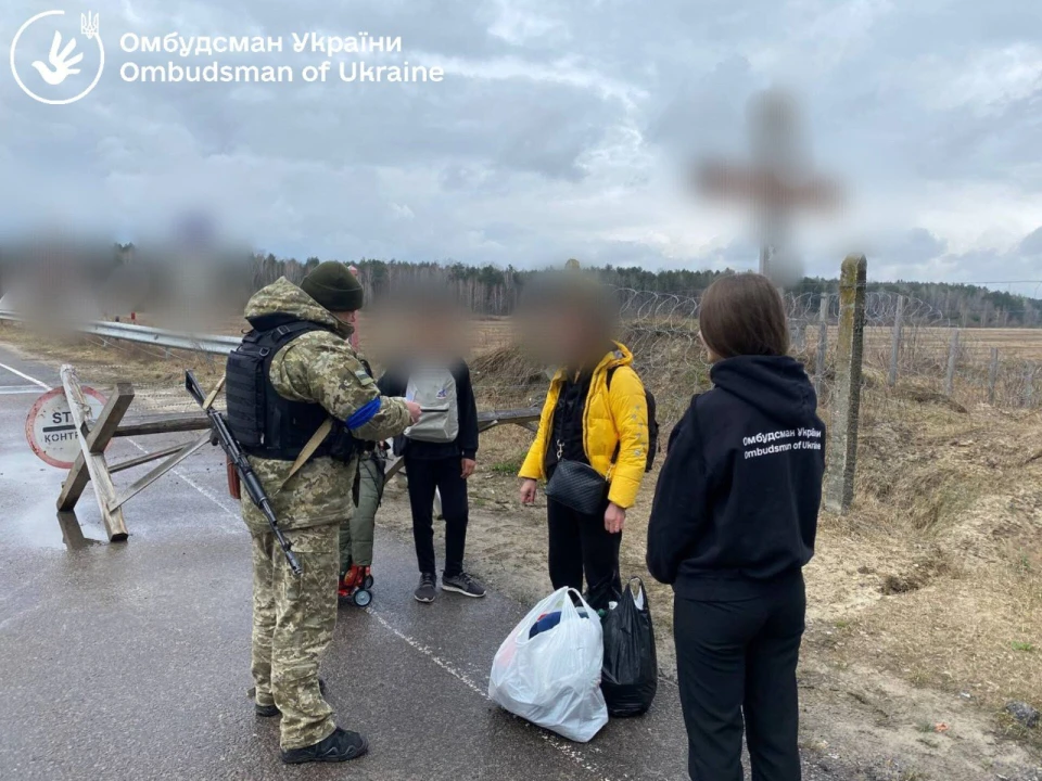 Україна повернула 15 дітей