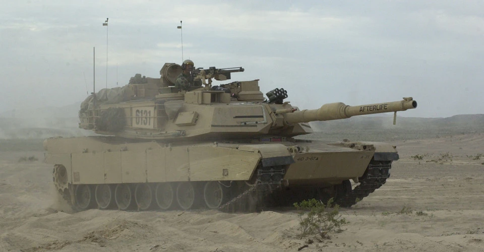 танк Аbrams M1
