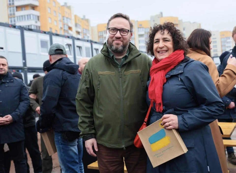 Мелінда Сіммонс і Бартош Ціхоцькі