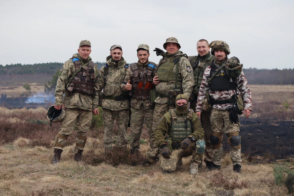 Волинські тероборонівці загасили пожежу в полі