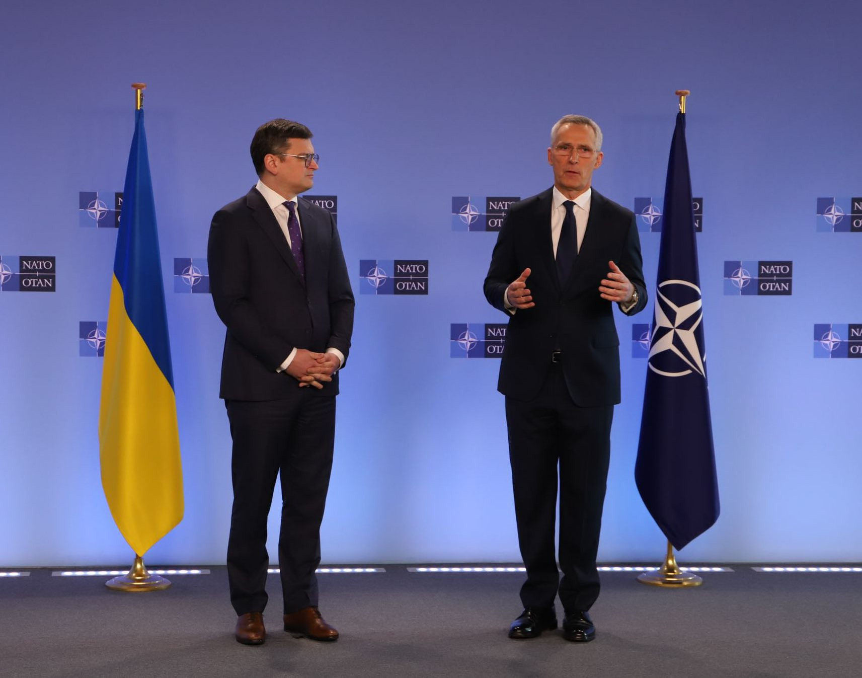 Kuleba, Stoltenberg Discuss Ukraine's Further Steps Towards NATO