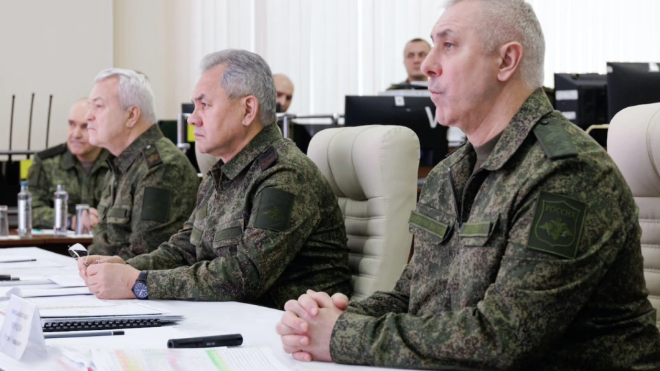 Рустам Мурадов (на передньому плані)