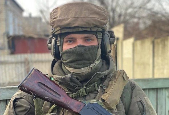 На фото: У боях за Бахмут загинув Dj Apache Андрій Мехряков