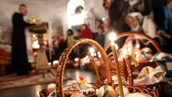 комендантська година, Великдень