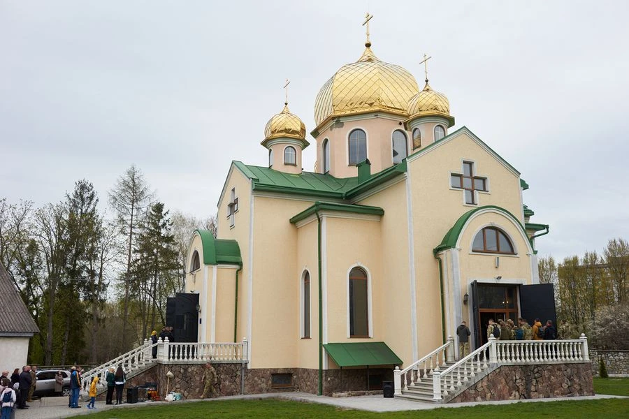 храм Різдва Христового ПЦУ у Франківську