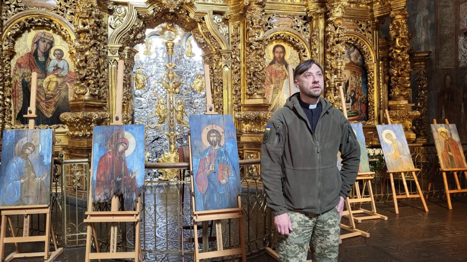 У Софійському соборі презентували виставку, присвячену загиблим бійцям ТРО