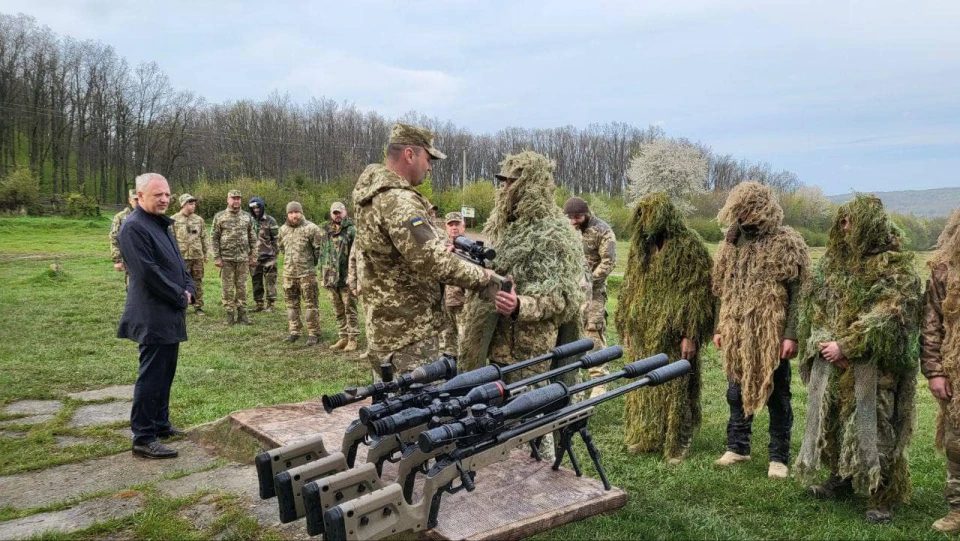 снайперські гвинтівки для 107 бригади