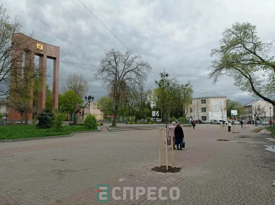 вул. Бандери
