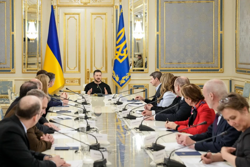 В Україну прибула делегація США для підписання важливої інвестиційної угоди