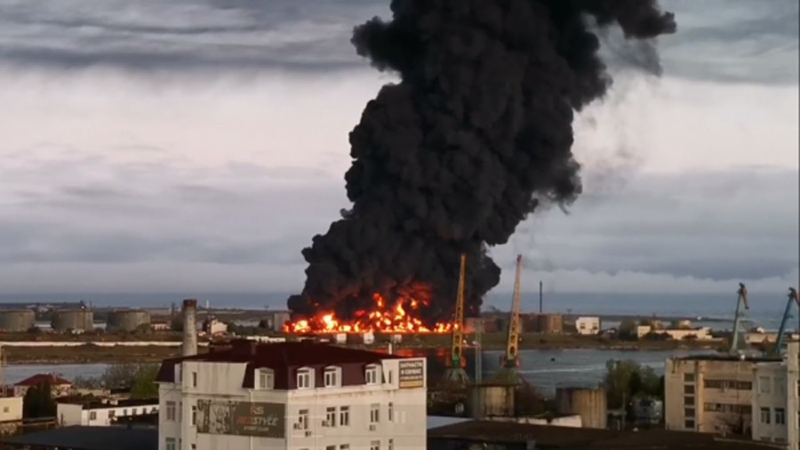 пожежа на нафтобазі в Севастополі