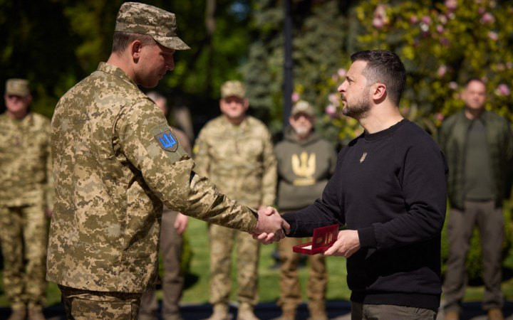 Володимир Зеленський привітав воїнів-піхотинців