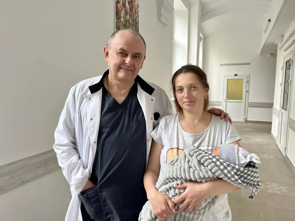 лікар і пацієнтка зі Львівщини
