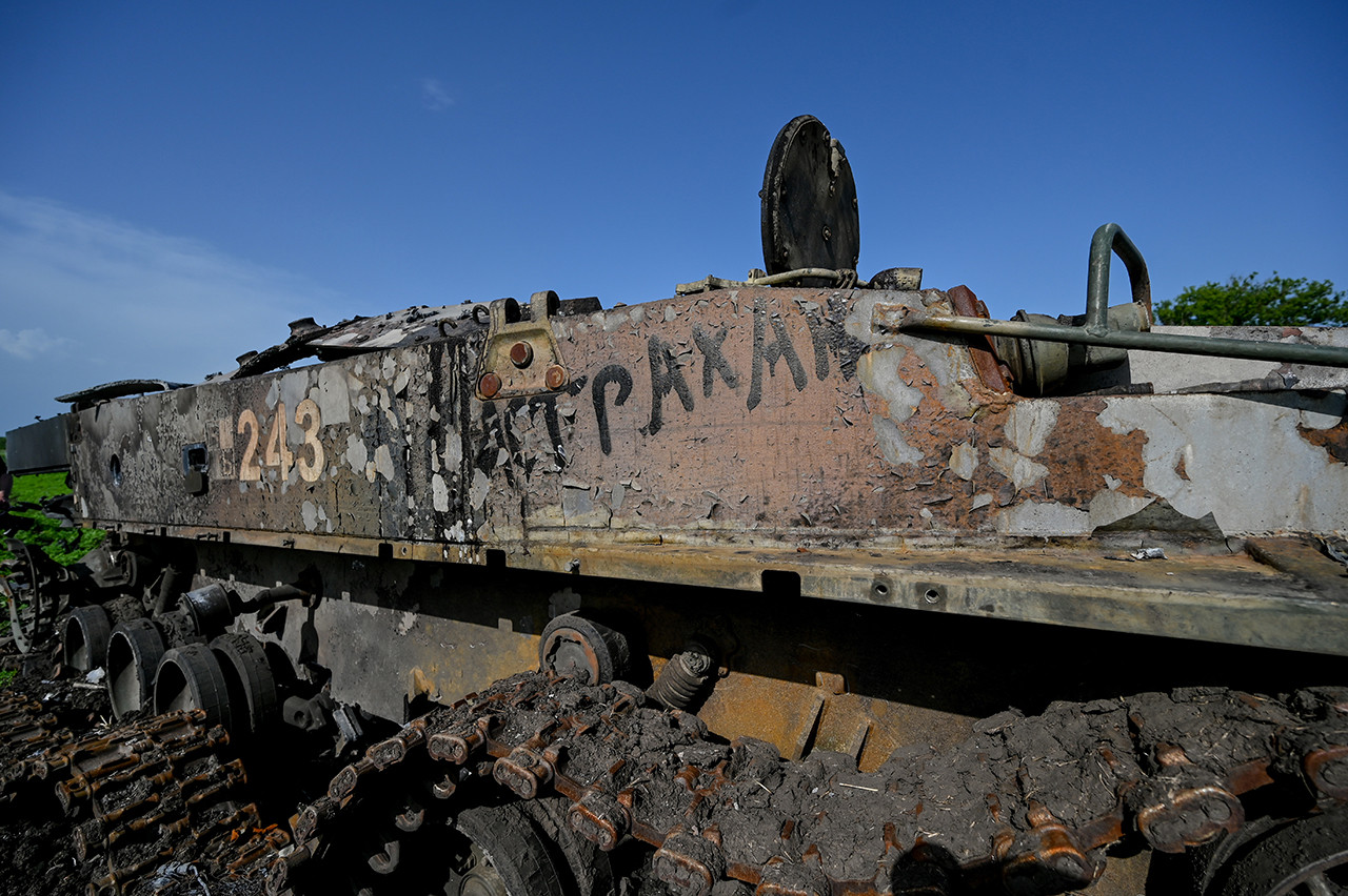 Сили оборони 7 червня ліквідували 1330 окупантів та 8 танків