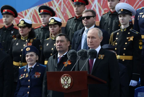 Парад ганьби. Путін