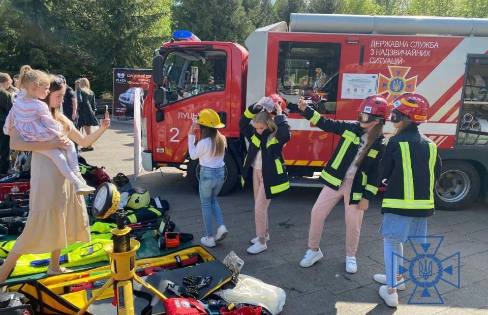 благодійний захід у парку в Луцьку