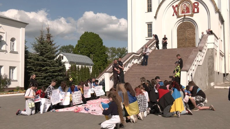 протест біля храму в тернополі