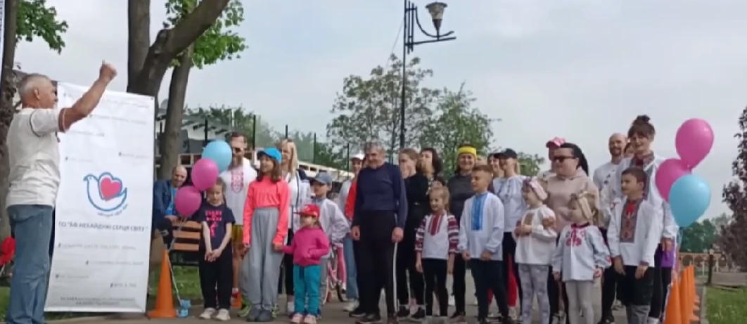 благодійний забіг у вишиванках
