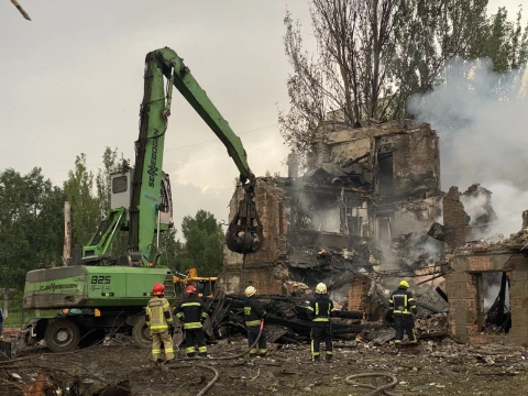 Ракетний удар по поліклініці у Дніпрі