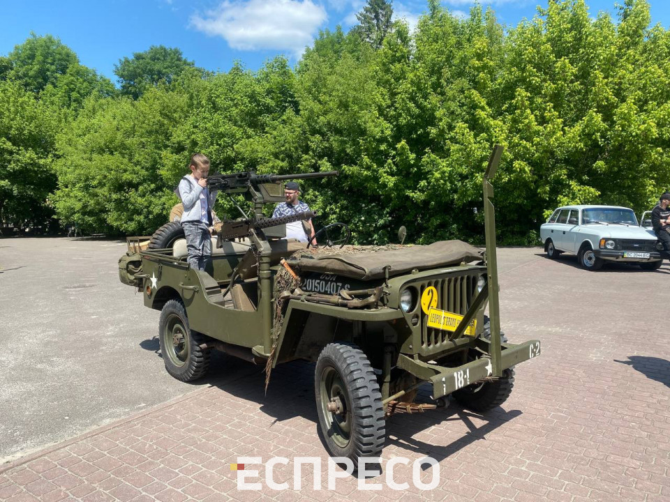 Фестиваль старожитніх автомобілів у Львові Фестиваль старожитніх автомобілів у Львові