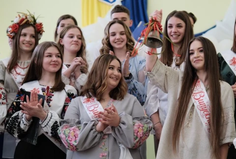 останній дзвоник