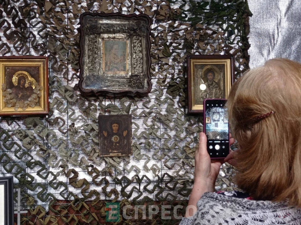 У Львові показали ікони з Бахмута, які врятували львівські бійці