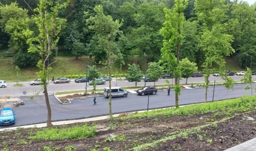реконструкція вулиці Орлика