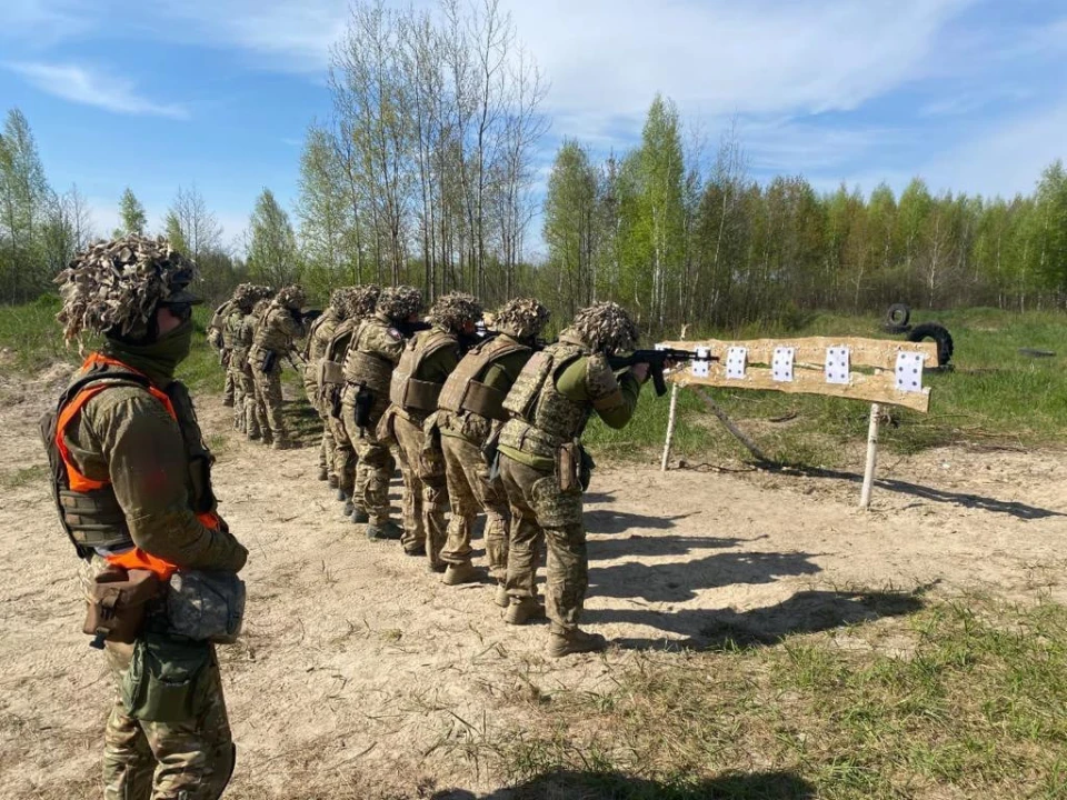 Міноборони поставило "на озброєння" нові моделі бронежилетів та шоломів для українських захисників