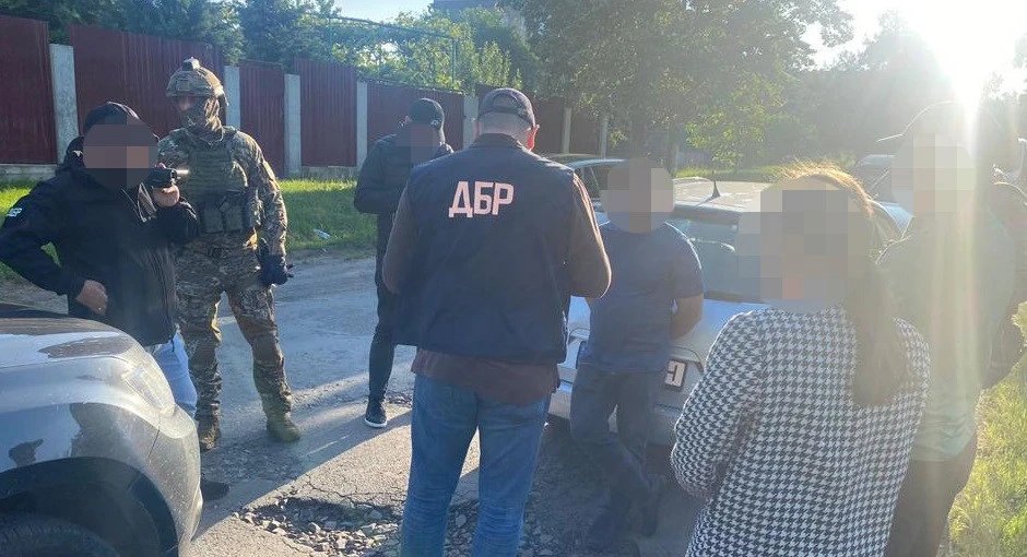 організатор незаконного переправлення ухилянтів за кордон