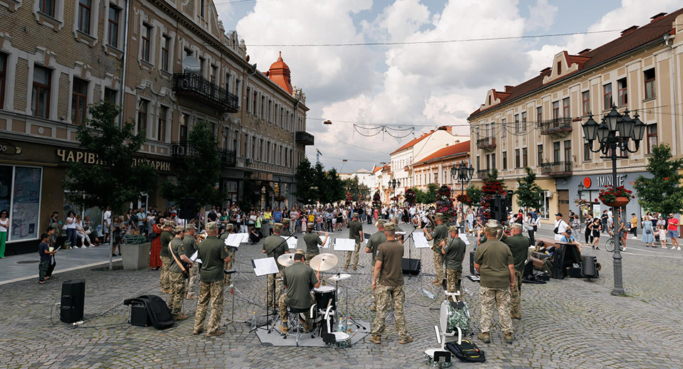 військовий оркестр в Ужгороді