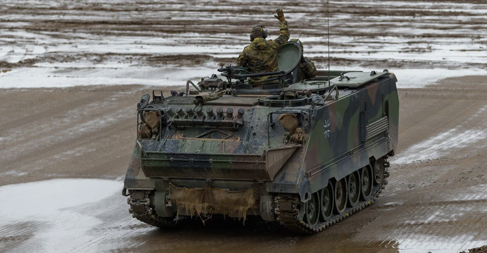 M113