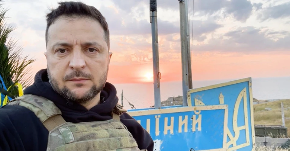 Зеленський на Зміїному