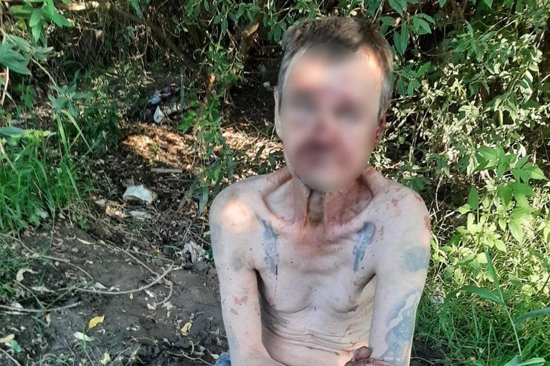 чоловік, який розбещував дитину