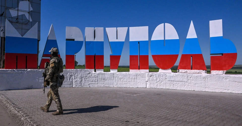 Окупанти в Маріуполі