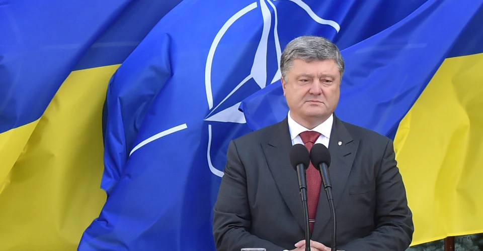 Петро Порошенко, нато