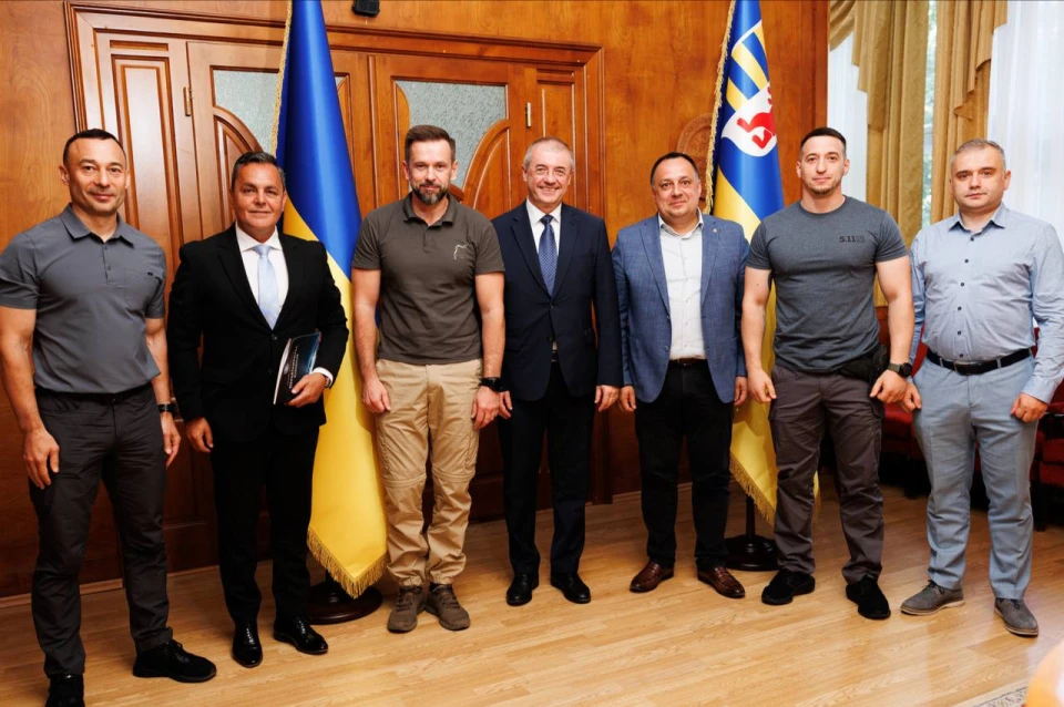 Віктор Микита з румунськими партнерами