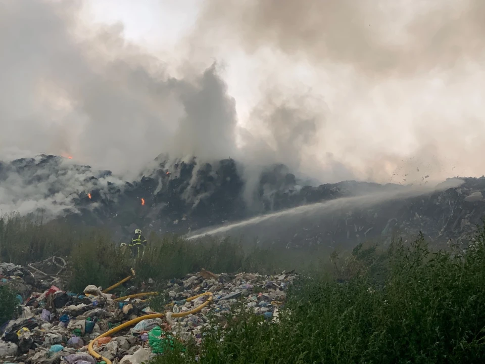 пожежа на Рівненському сміттєзвалищі