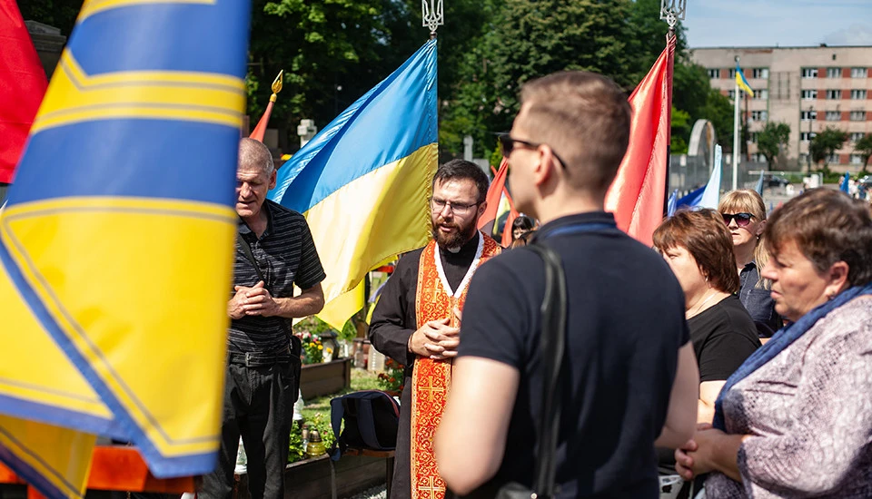 шанування пам'яті жертв теракту в Оленівці, Марсове поле