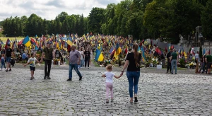 шанування пам'яті жертв теракту в Оленівці, Марсове поле