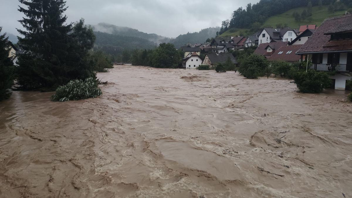 Poland Implements Urgent Actions to Combat Catastrophic Flooding